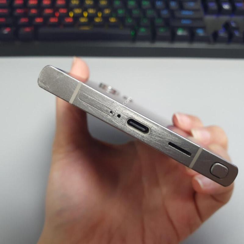 ������ S24 ��Ʈ�� / 256GB / ���̿÷�