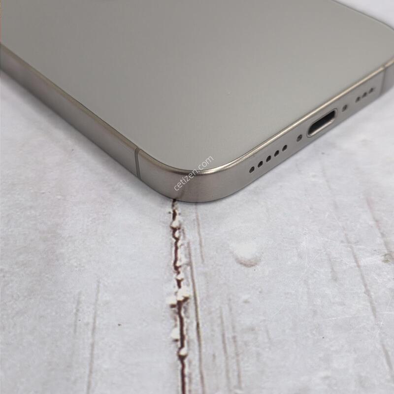 15���� 256GB