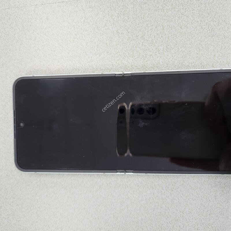 ������ Z FLIP6 �Ⱦƿ� SS�� (�ֻ��, ������)