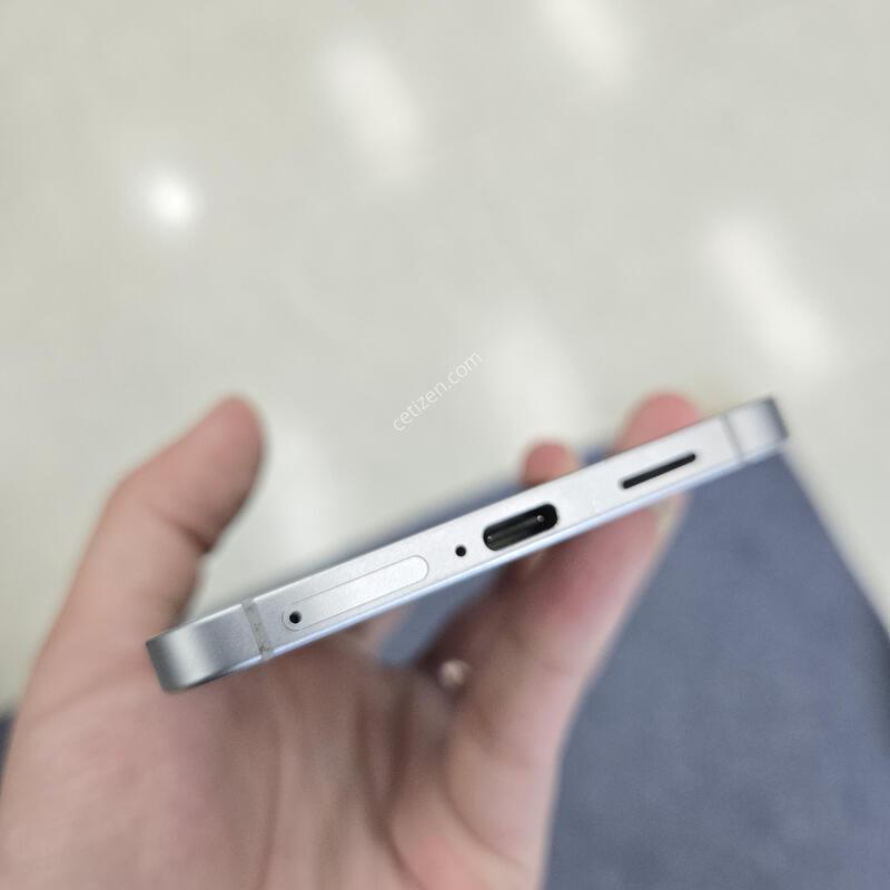 SS�� ������ S25���� 512GB �ڱ��� ����� �ǹ� �ܸŹ�