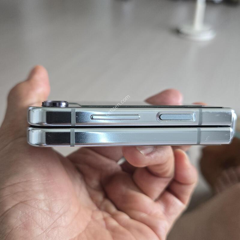 Z�ø�5 256GB
