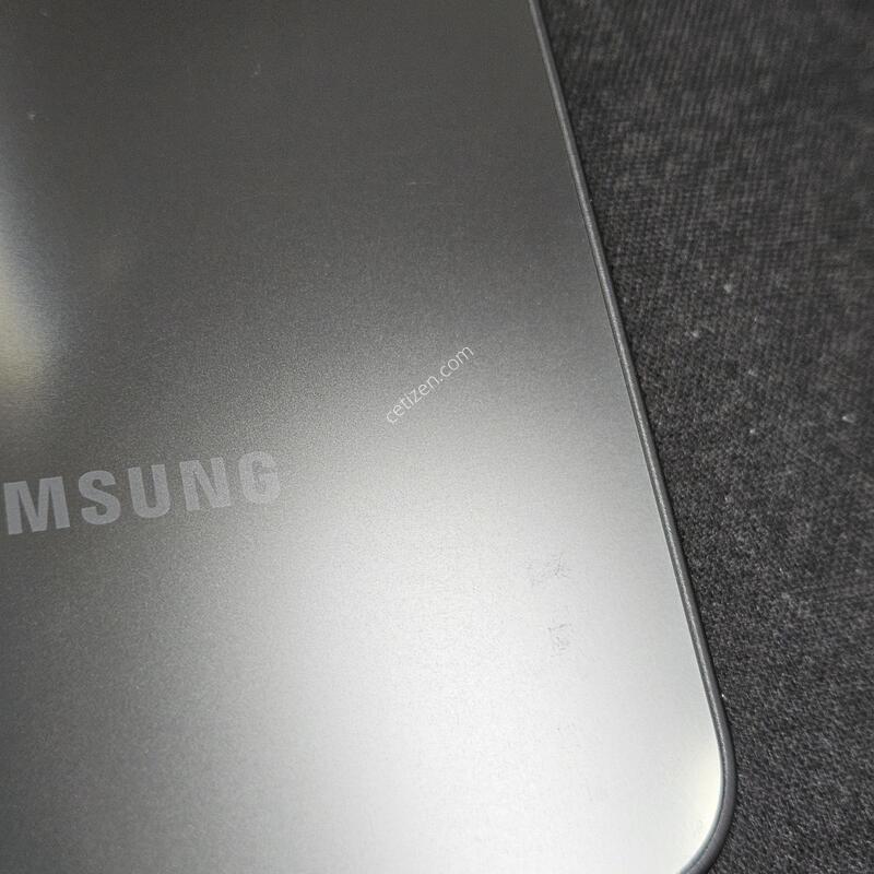 ������A17 128GB �ڱ���