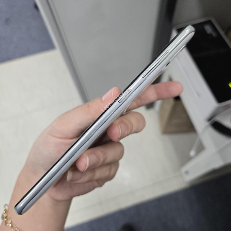 ������ A30 ȭ��Ʈ 32GB �ܰ�SS��