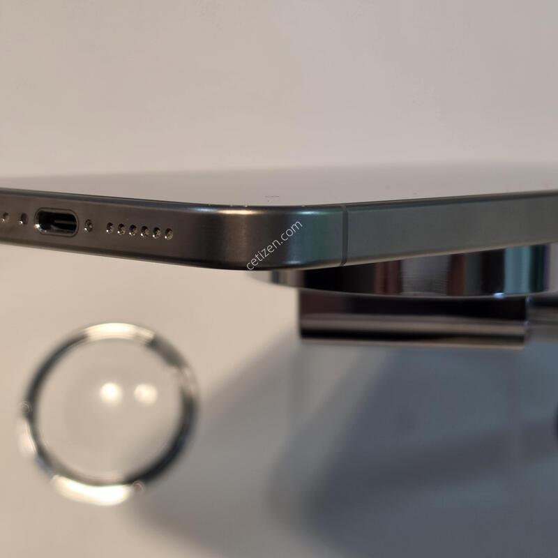 ������ 15 ���θƽ� 512G ���߷�ƼŸ�� �Ǹ��մϴ�.
