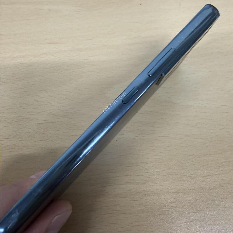 ������S22 �׸� A�� 256GB