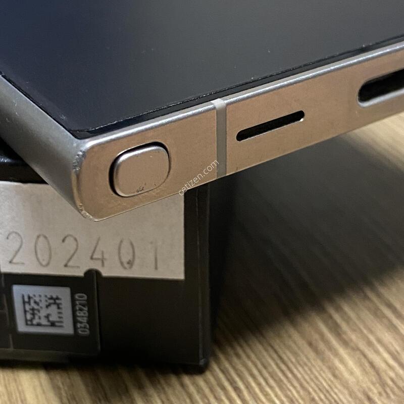 ������s24��Ʈ�� 512g ƼŸ�����̿÷�