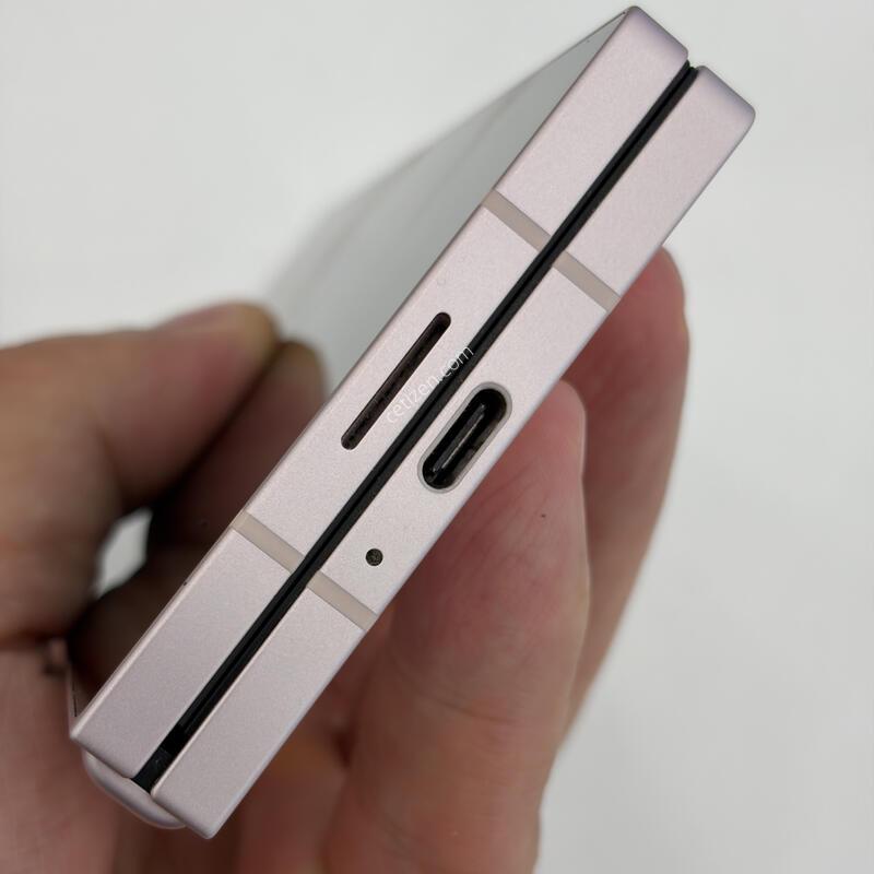 �Ｚ ����������6 (SM-F956N) ȭ��Ʈ��ũ AAA��