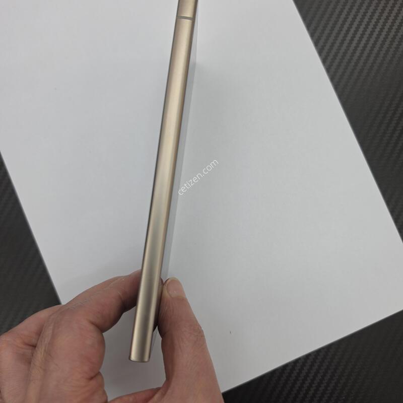 ������S24��Ʈ�� S�� ���̿÷� �Ǹ��մϴ�