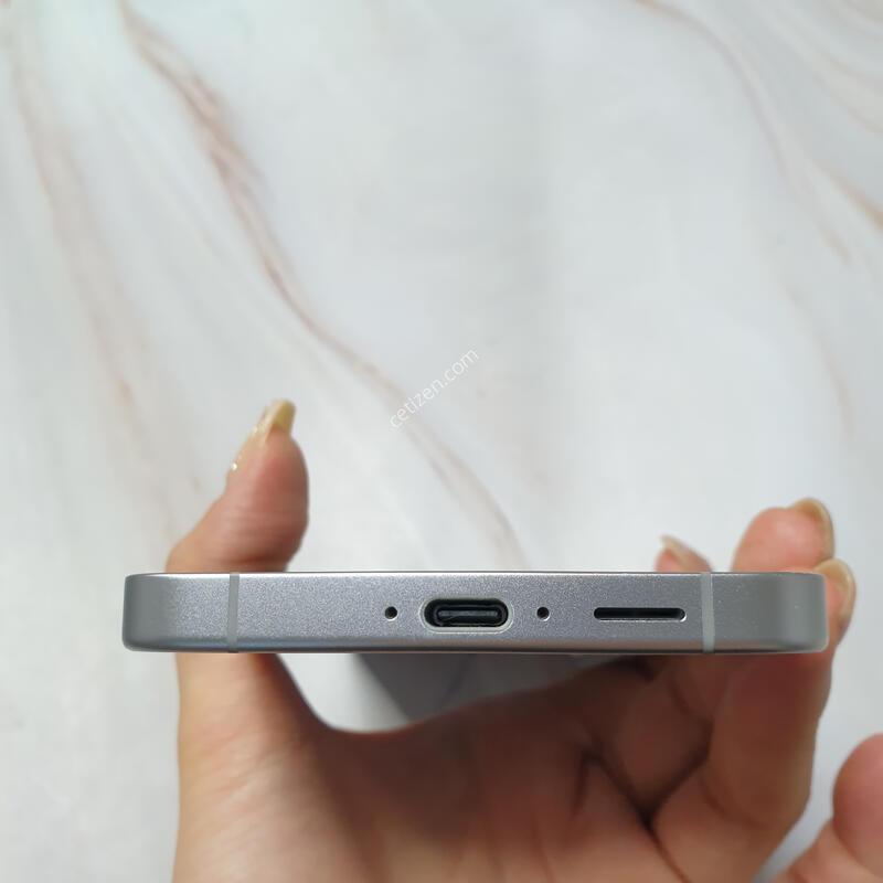 LG ������ S24FE ���� 256G A�� �Ǹ��մϴ�