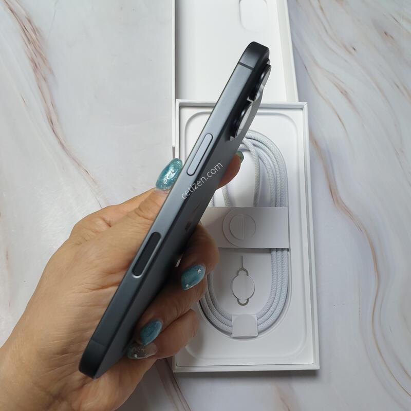 ������17 ���� 256G  �̻�� Ǯ�ڽ� �Ǹ��մϴ�