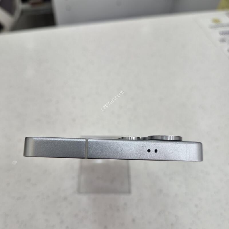 ������S25 ��Ʈ�� 512�Ⱑ ȭ��Ʈ�ǹ� �Ǹ��մϴ�.