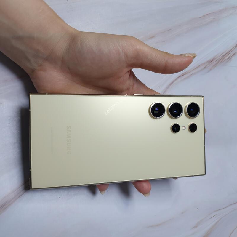 LG ������ S24��Ʈ�� ƼŸ�������ο� 256G A�� �Ǹ��մϴ�