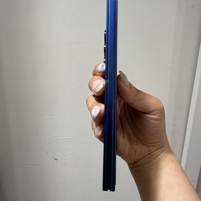 Z����7 512GB