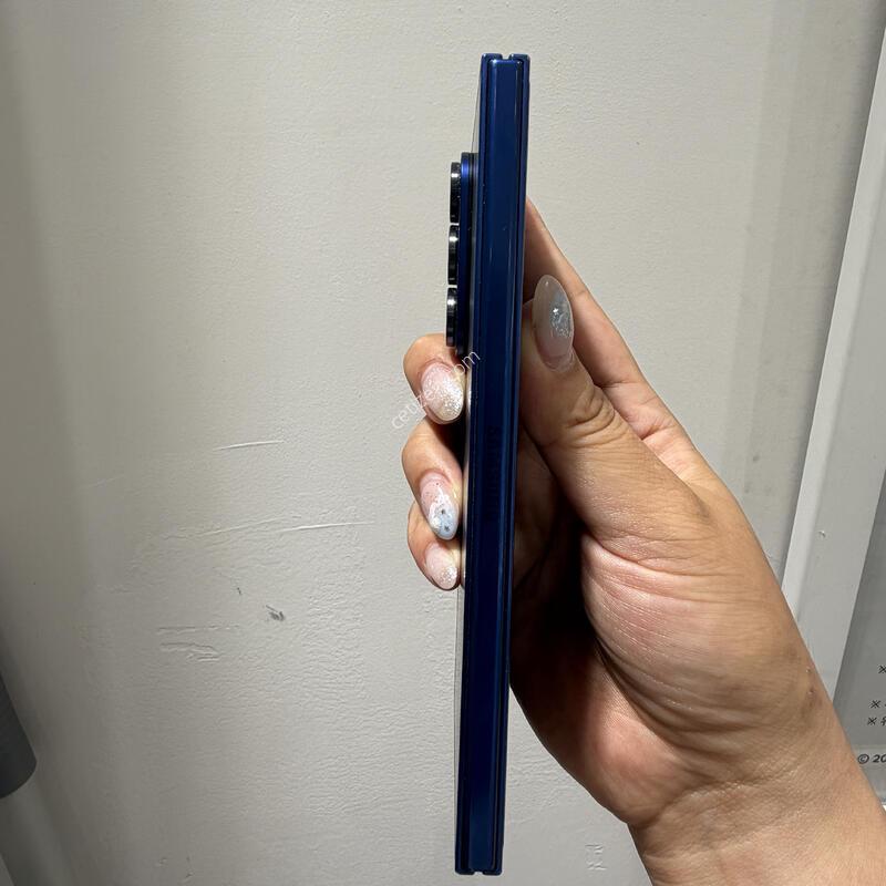 Z����7 512GB