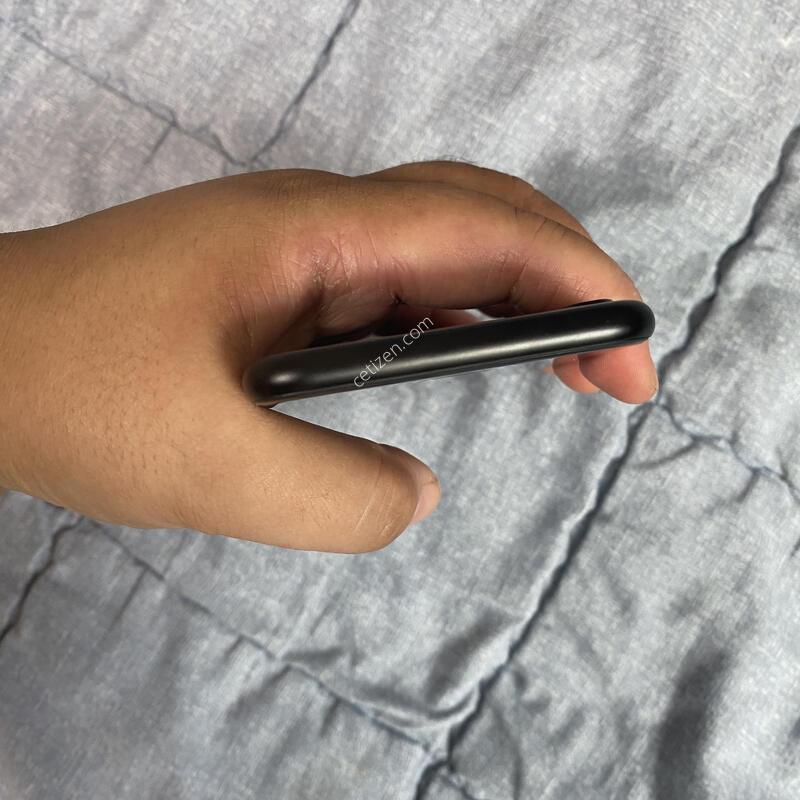 ������se2 ���� 128GB (87%)