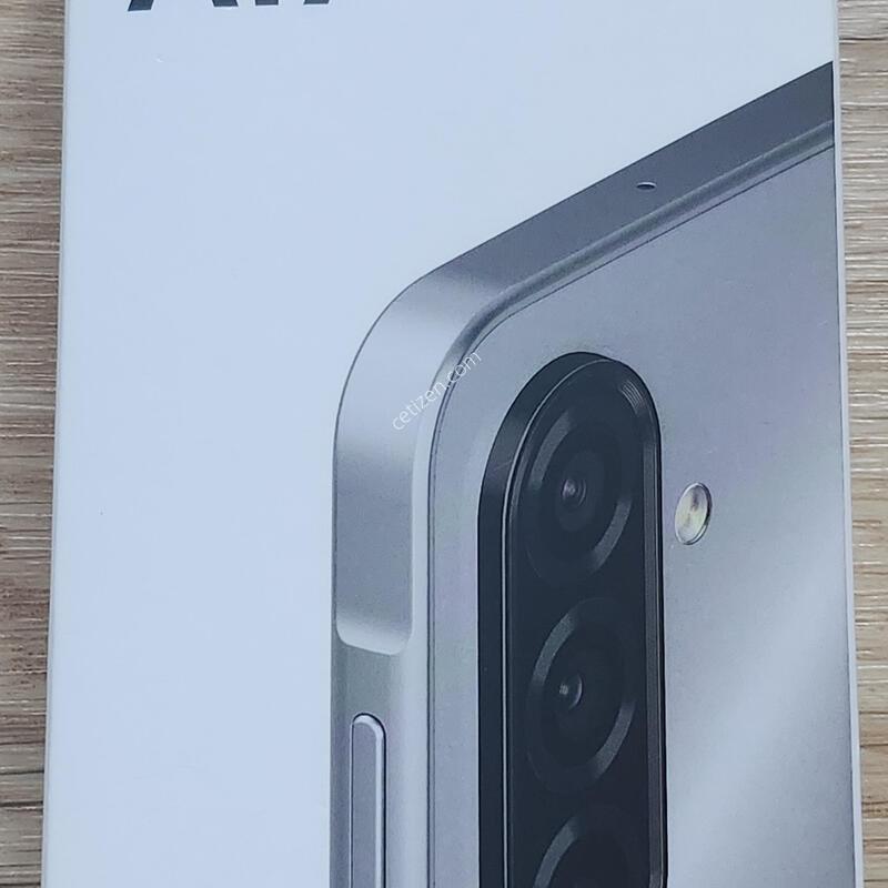 ������A17 �Ǹ��մϴ�.
