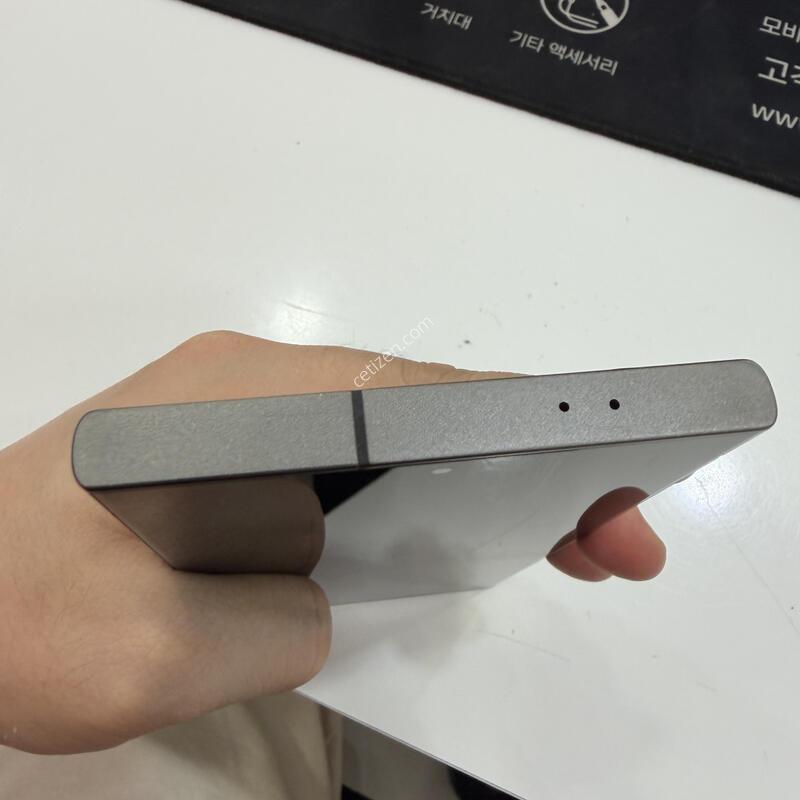 ������ S24 ��Ʈ�� S928  ���� 256�Ⱑ ���� ���� ����������� ���ϰ� �ѱ�ϴ�