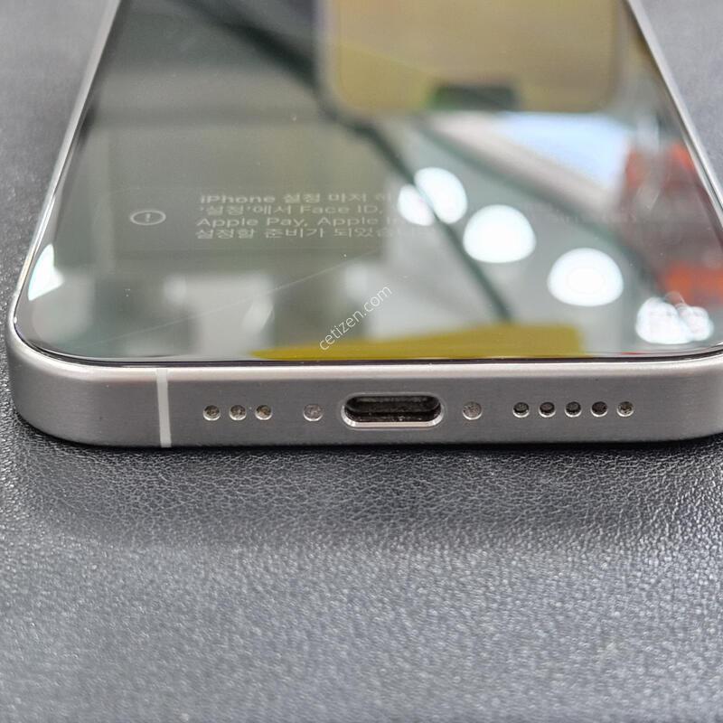 (SS��) ������15���� 256G ȭ��Ʈ�Ǹ��մϴ�.����Ȯ�����ּ���