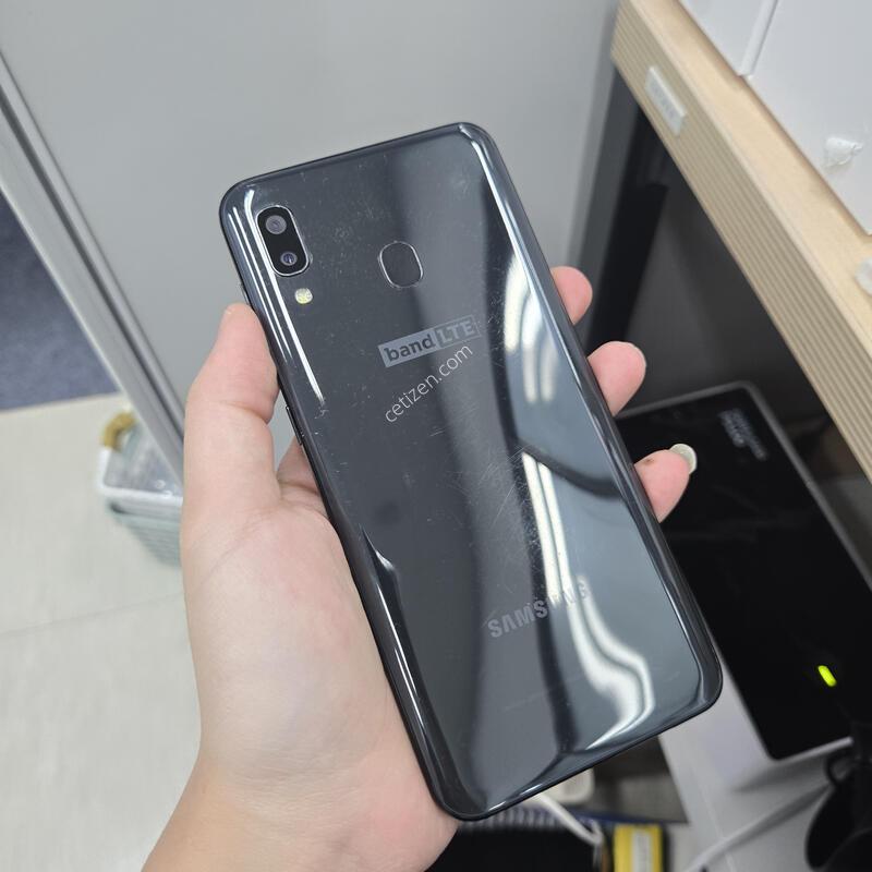 ������ ���̵�4 ����32GB SK ���ܻ� ��������