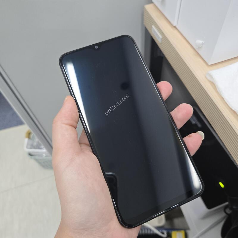 ������ ���̵�4 ����32GB SK ���ܻ� ��������