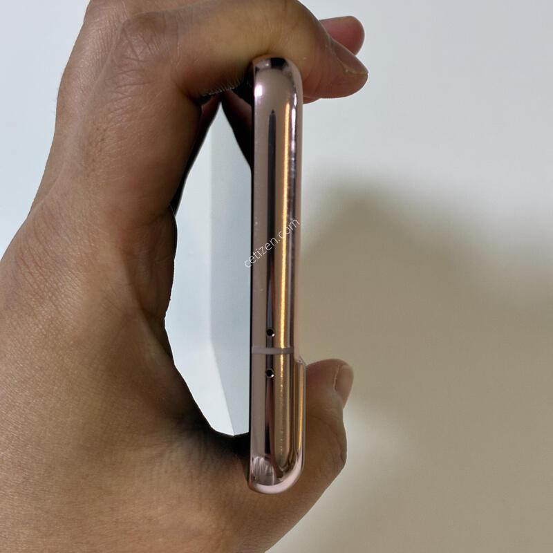 ������ S21 ��ũ���� 256G ��밨 �ִ� ��ǰ ������ �Ǹ��մϴ�.