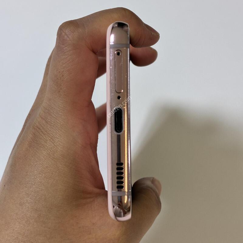 ������ S21 ��ũ���� 256G ��밨 �ִ� ��ǰ ������ �Ǹ��մϴ�.