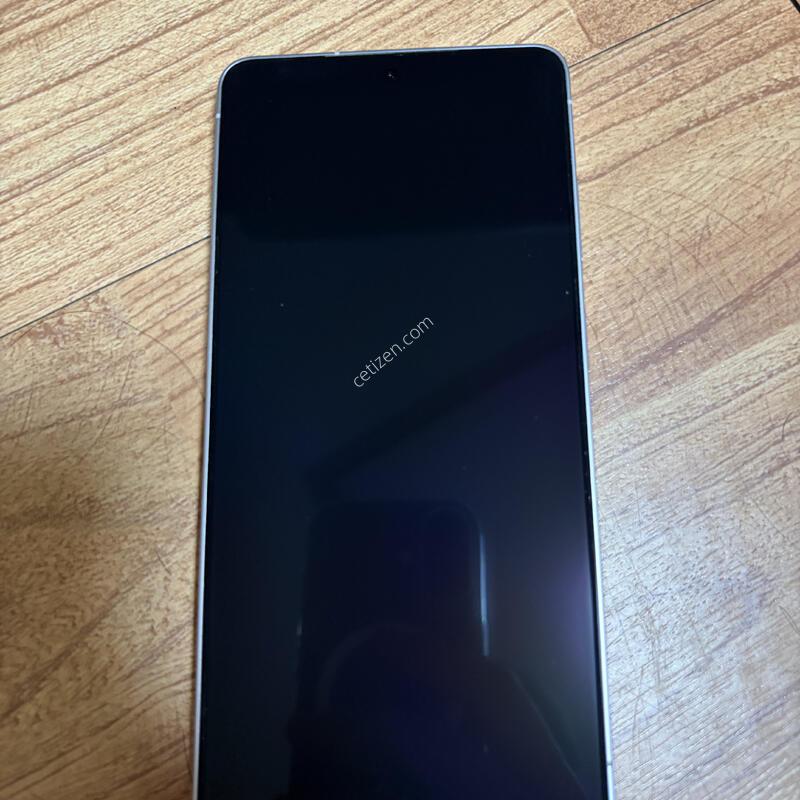 ������ S26��Ʈ�� ȭ��Ʈ 1TB �Ǹ��մϴ�.