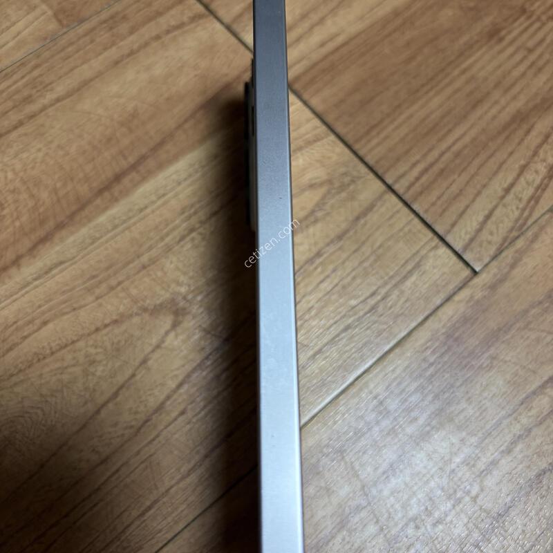 ������ S26��Ʈ�� ȭ��Ʈ 1TB �Ǹ��մϴ�.