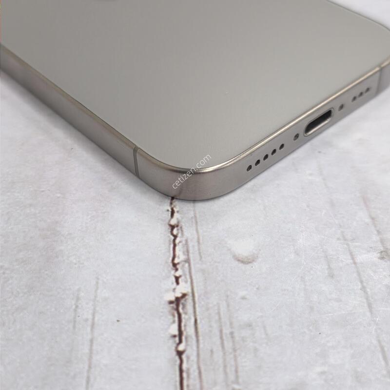 15���� 256GB
