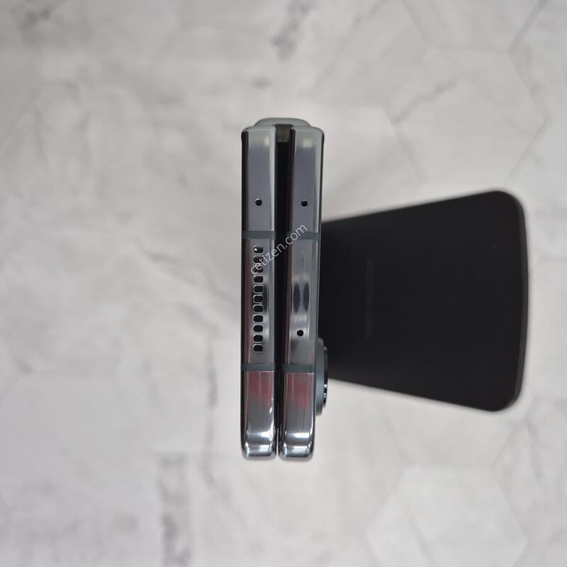 ������Z����4 �׷��� 512GB