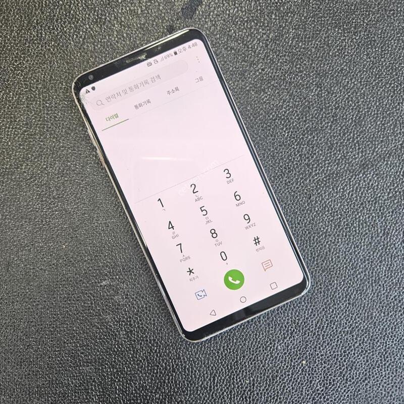 ������ ����V30S �������� �ܸ��� �߰���