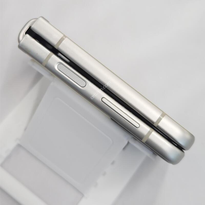 ������Z�ø�3 256G ���ܻ� ũ�� 63082