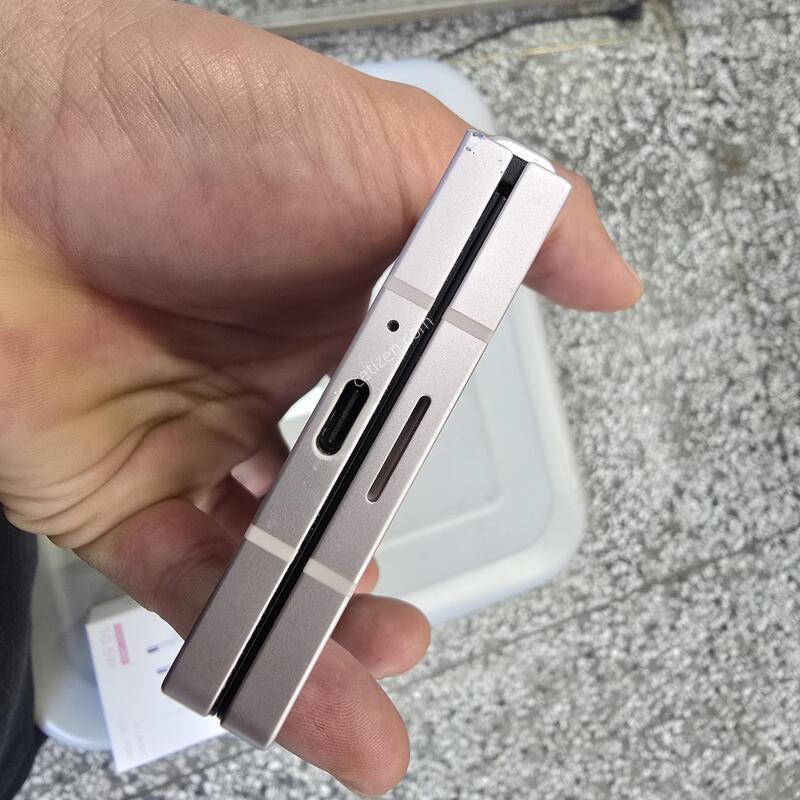 SK ����6(F956) 256G ��ũ���� �������� ����� �˴ϴ�