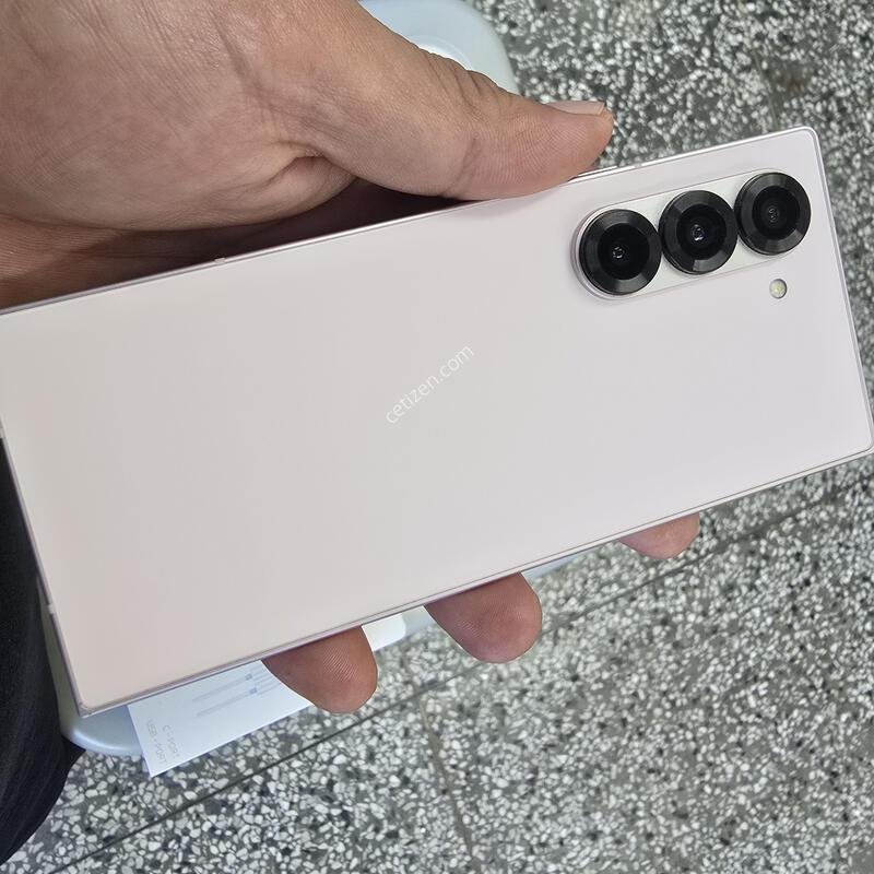 SK ����6(F956) 256G ��ũ���� �������� ����� �˴ϴ�