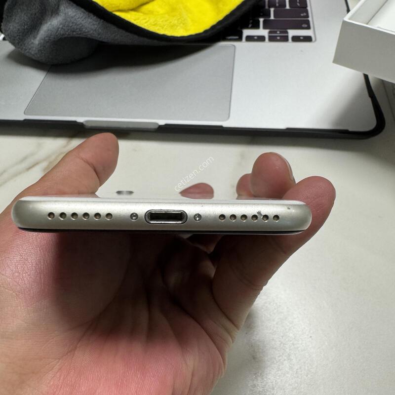 (Ǯ��/100%)������SE3 256G ��Ÿ����Ʈ �Ǹ��ؿ�.