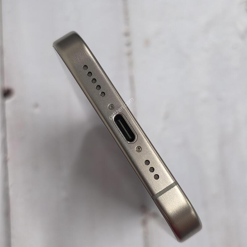 15���� 256GB