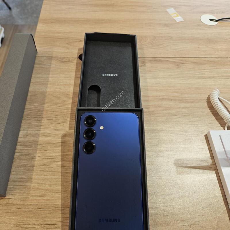 ������ S25 �÷��� ���� 256G(�ܰ�S��/Ȯ���⺯/�ʸ�/���̽�)