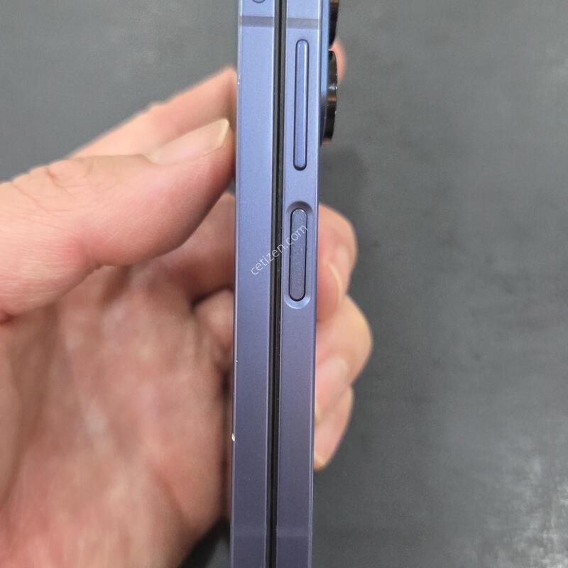 ������ ����6 (256GB) ��ũ���� �Ǹ��մϴ�.