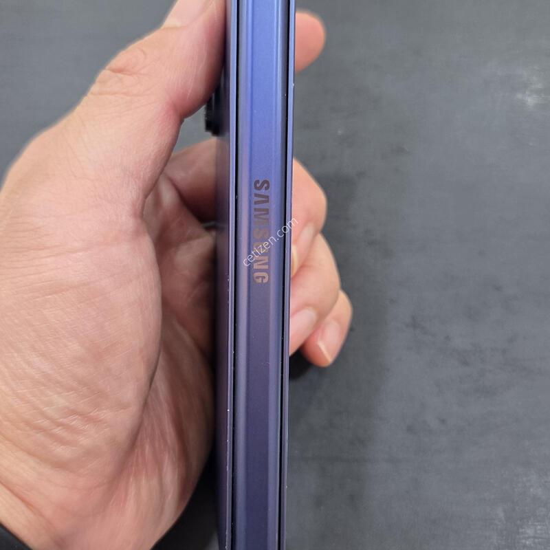 ������ ����6 (256GB) ��ũ���� �Ǹ��մϴ�.
