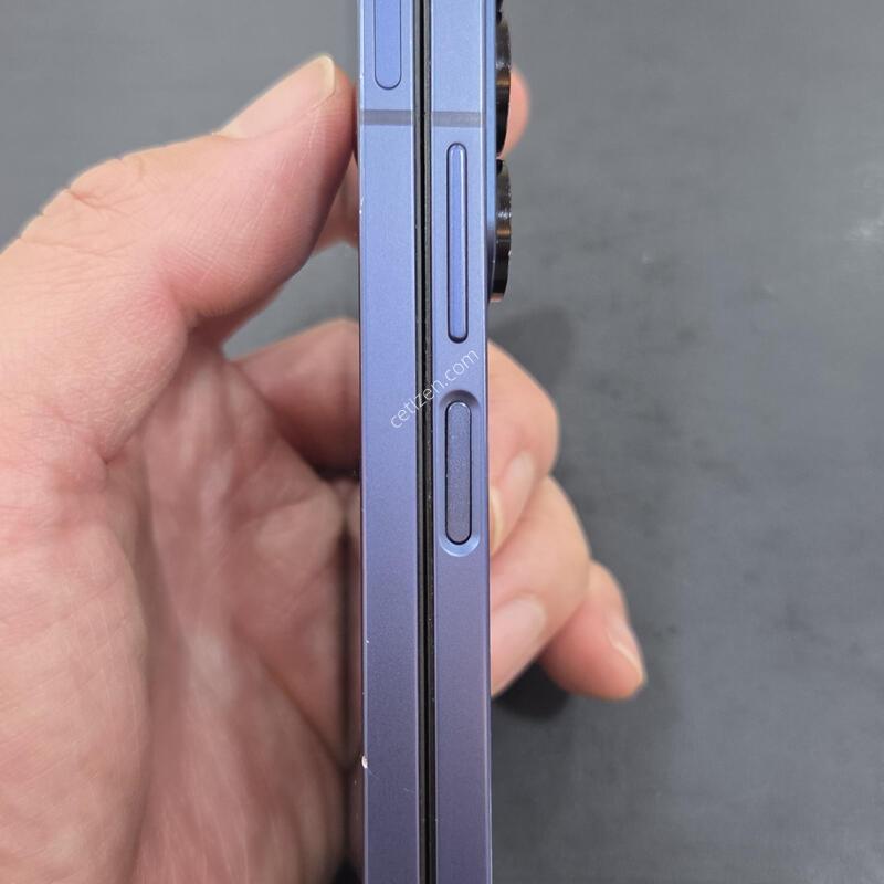 ������ ����6 (256GB) ��ũ���� �Ǹ��մϴ�.