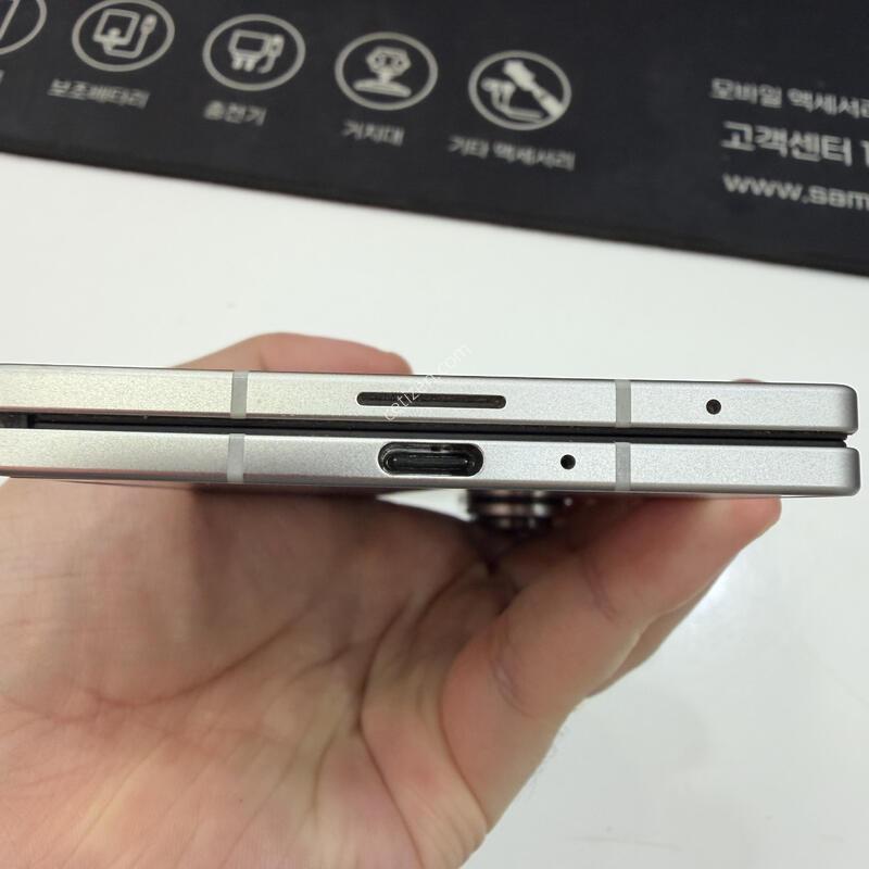������ ����7 F966 �׷��� 512�Ⱑ ����������� ���ϰ� �ѱ�ϴ�~