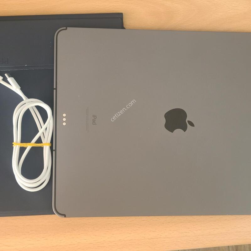 �����е����� 12.9 5���� 1TB ���귯 �Ǹ��մϴ�