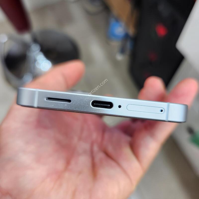 AAA�� S26 256GB