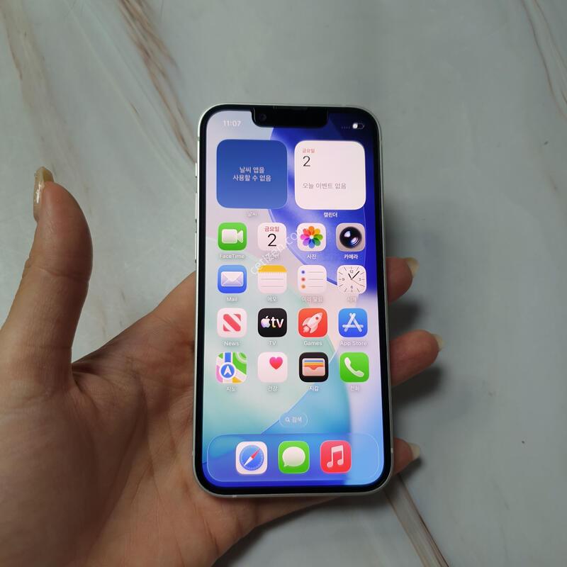 ������13�̴� ȭ��Ʈ 256G A�� �Ǹ��մϴ�