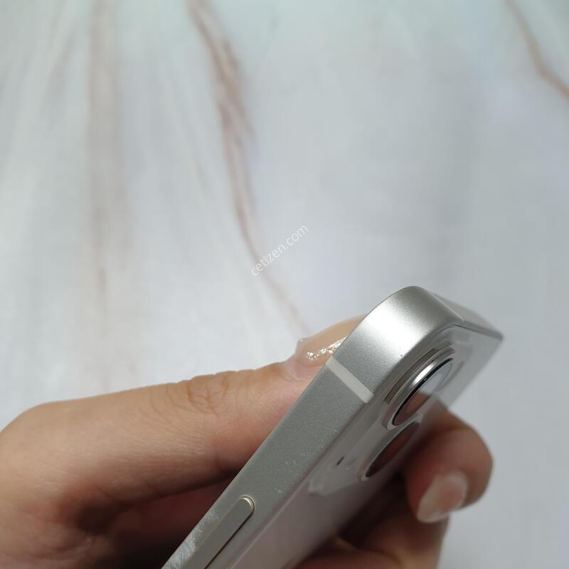 ������13�̴� ȭ��Ʈ 256G A�� �Ǹ��մϴ�