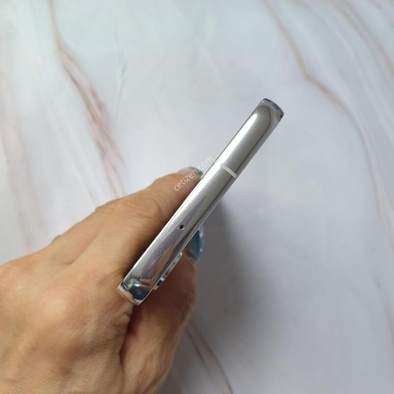 SK ������ S23 ũ�� 256G A�� �Ǹ��մϴ�