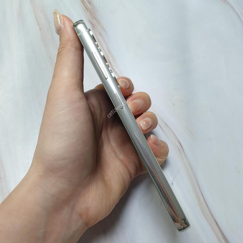 SK ������ S23 ũ�� 256G A�� �Ǹ��մϴ�