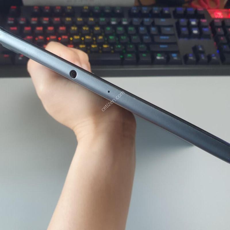 ������ ��A 10.1 / 32GB / �׷���