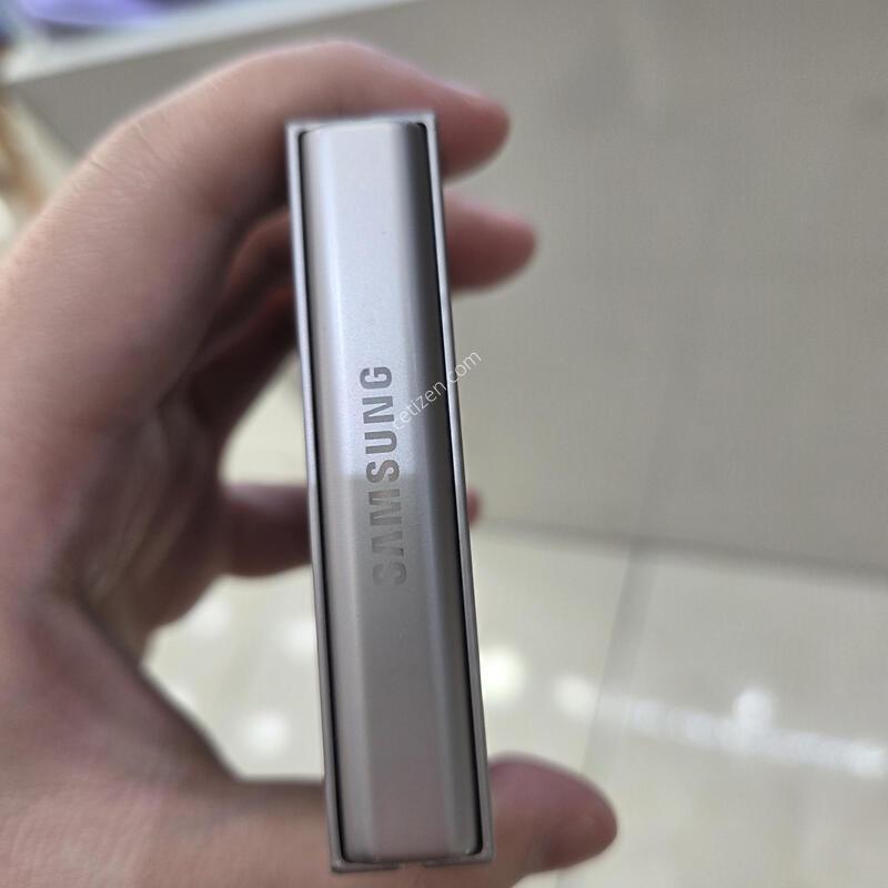 Z�ø�6 256GB �ǹ�