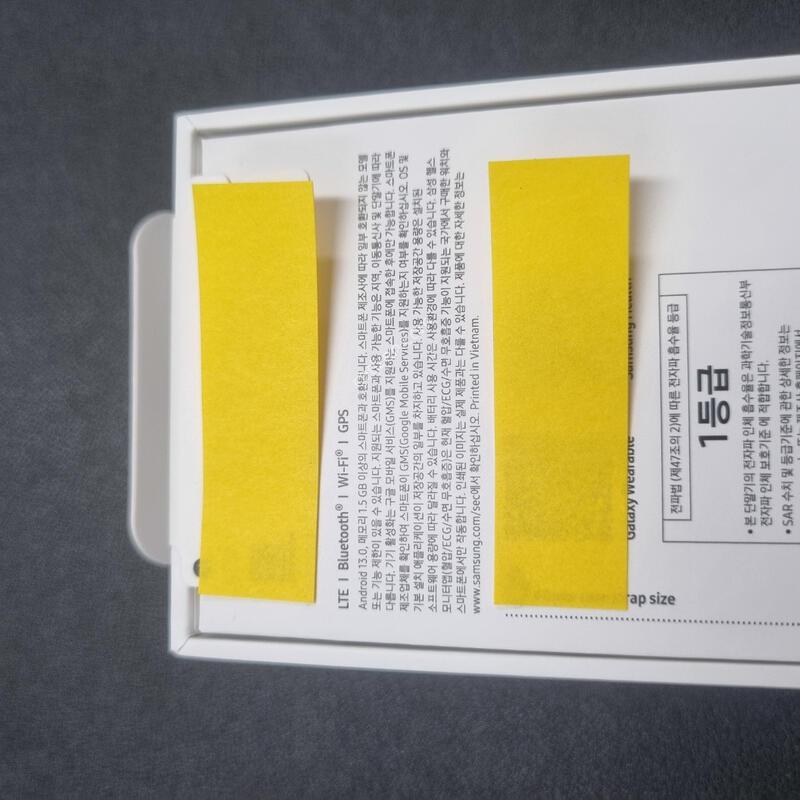 �����ÿ�ġ9 40mm LTE �̰��� �˴ϴ�